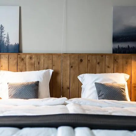 Maison Spacieuse Unifamiliale. La Clochette *