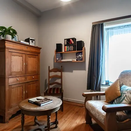 Maison Spacieuse Unifamiliale. La Clochette * Bastogne