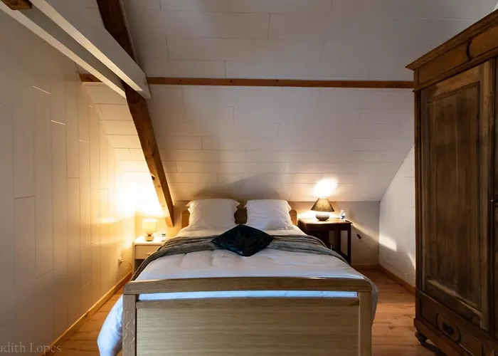 بيت للعطل Maison Spacieuse Unifamiliale. La Clochette باستونيا