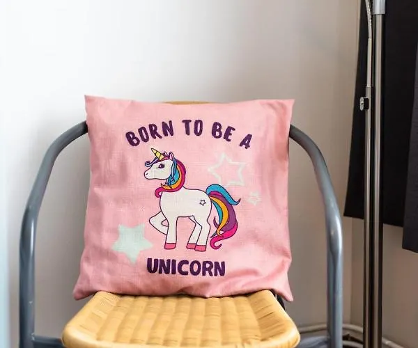 Maison Spacieuse Unifamiliale. La Clochette باستونيا