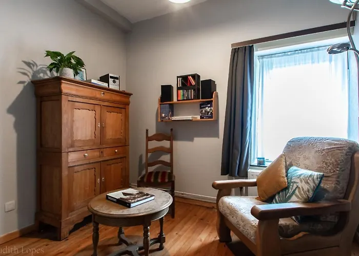 Maison Spacieuse Unifamiliale. La Clochette * باستونيا